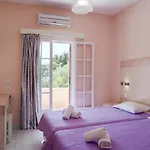 Dora Pagoi 3